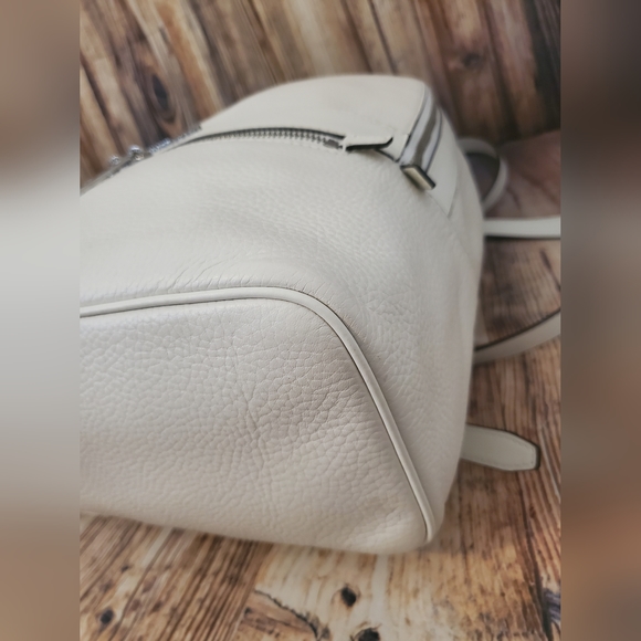 MICHAEL KORS KENLY LEATHERBACKPACK - Picture 6 of 10